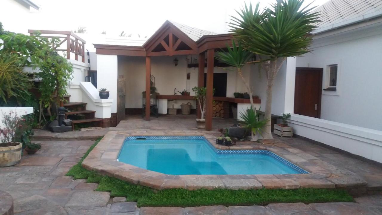 Haus Schaaf B&B Walvisbaai Buitenkant foto